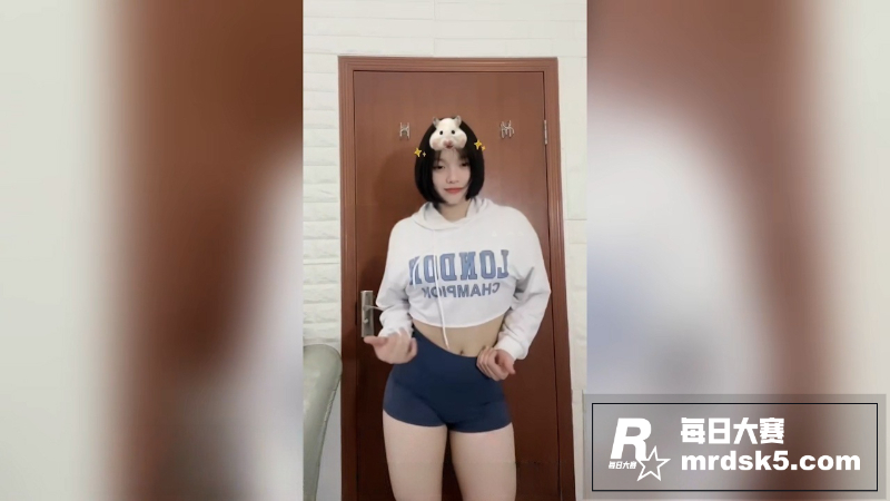 剪羊羊绿帽混剪PMV相关图片3