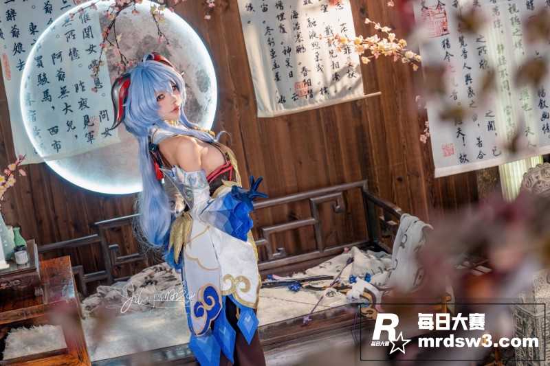 推特高颜值清纯萝莉 相关图片23