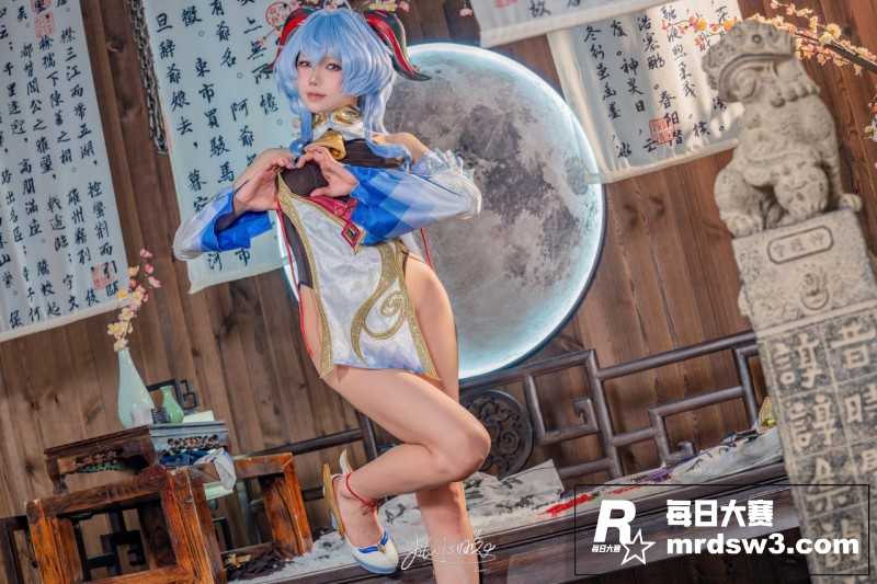 推特高颜值清纯萝莉 相关图片42