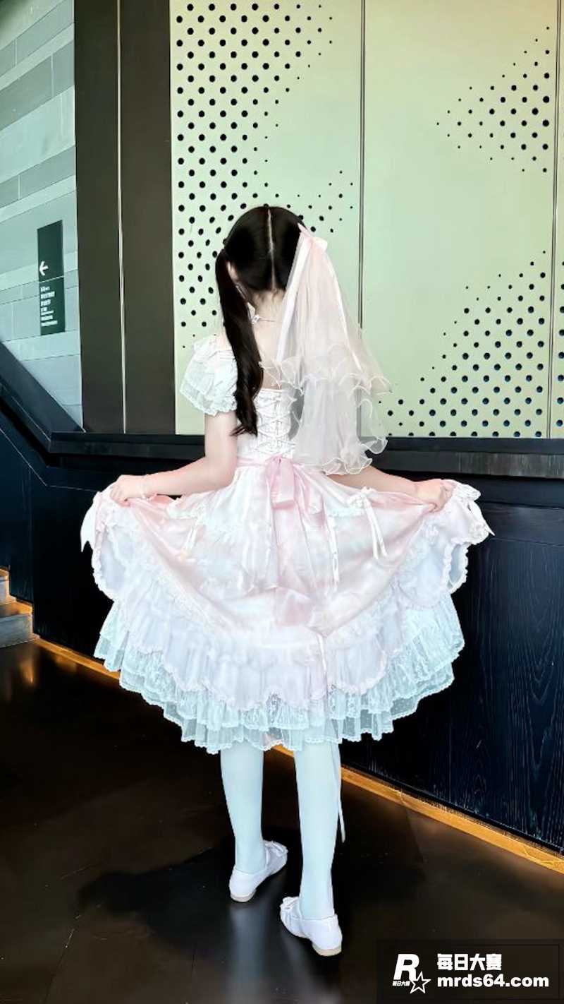 推特双马尾极品萝莉 相关图片5