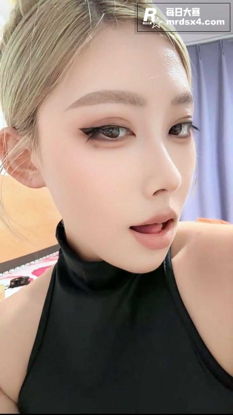 抖音极品网红女神 丁相关图片2