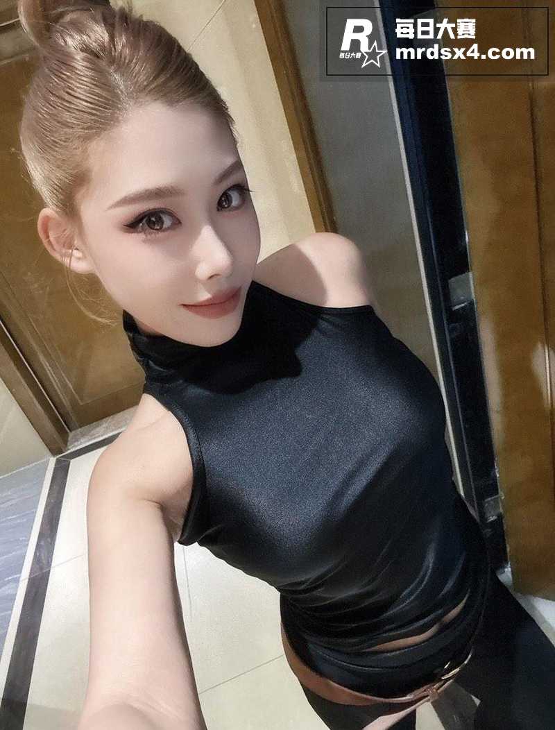 抖音极品网红女神 丁相关图片3