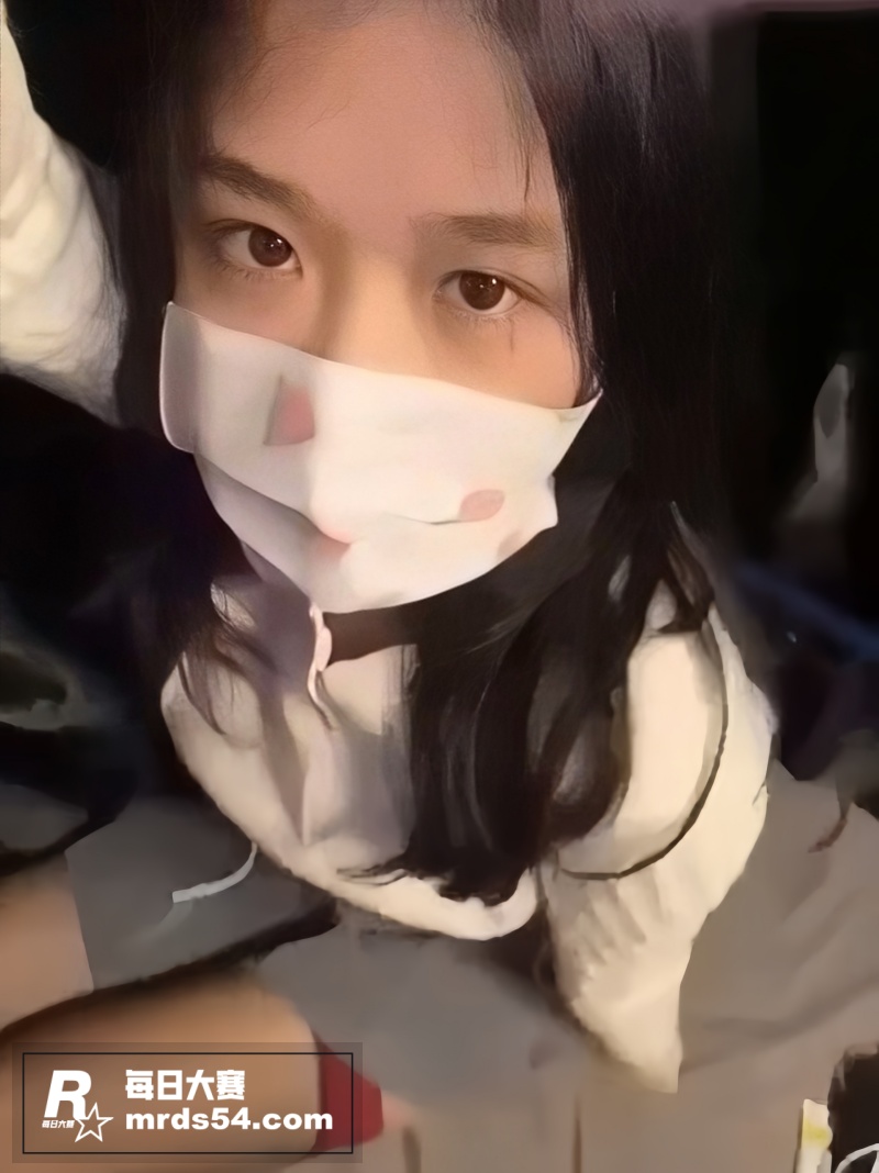 极品大学生在宿舍自拍相关图片6