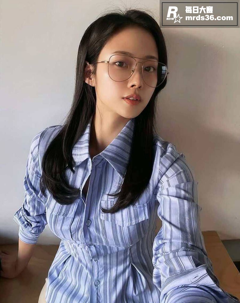 广西艺术学院绝美校花相关图片3
