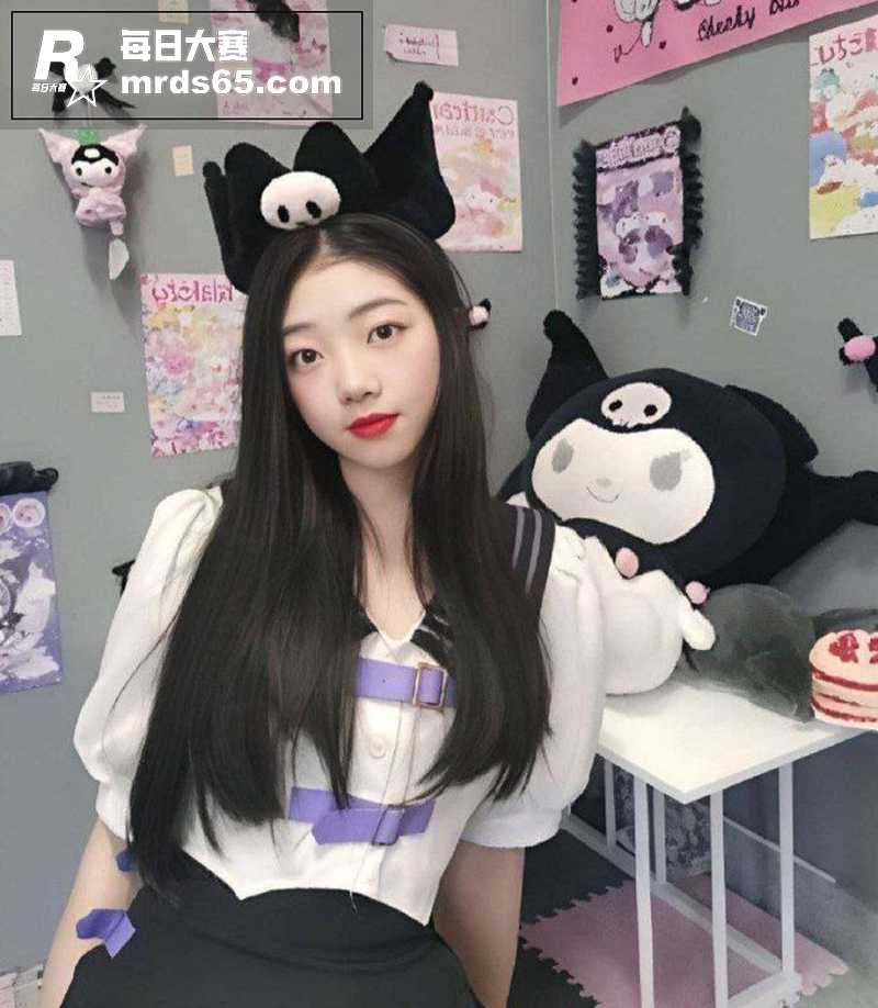 极品反差眼镜婊留学生相关图片8