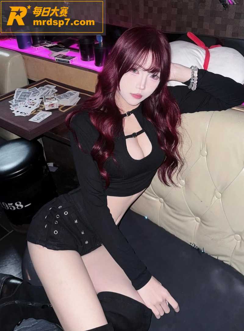 极品高颜值巨乳酒吧陪相关图片9