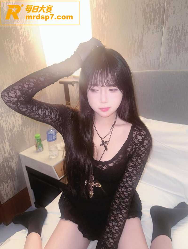 极品高颜值巨乳酒吧陪相关图片14