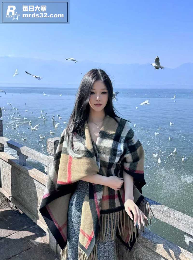 抖音高颜值极品女神 相关图片2