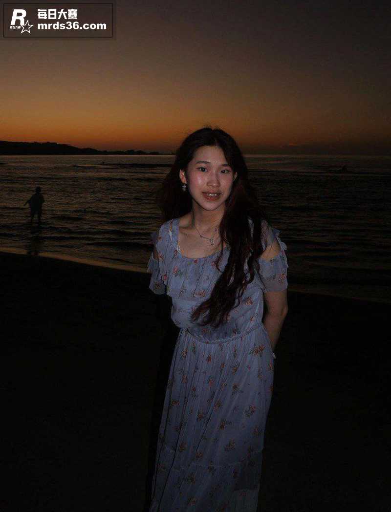 19岁留女大学生与前相关图片5