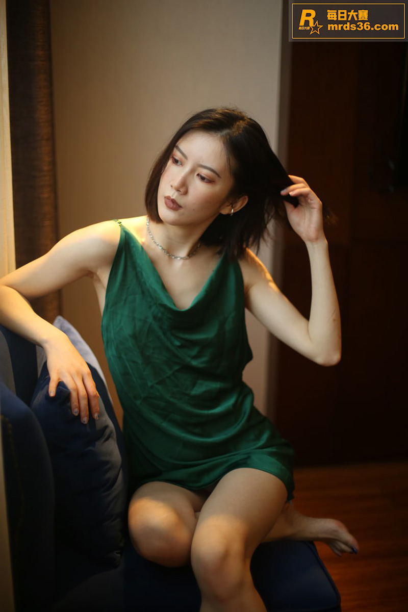 私房摄影 国模凉子 相关图片9