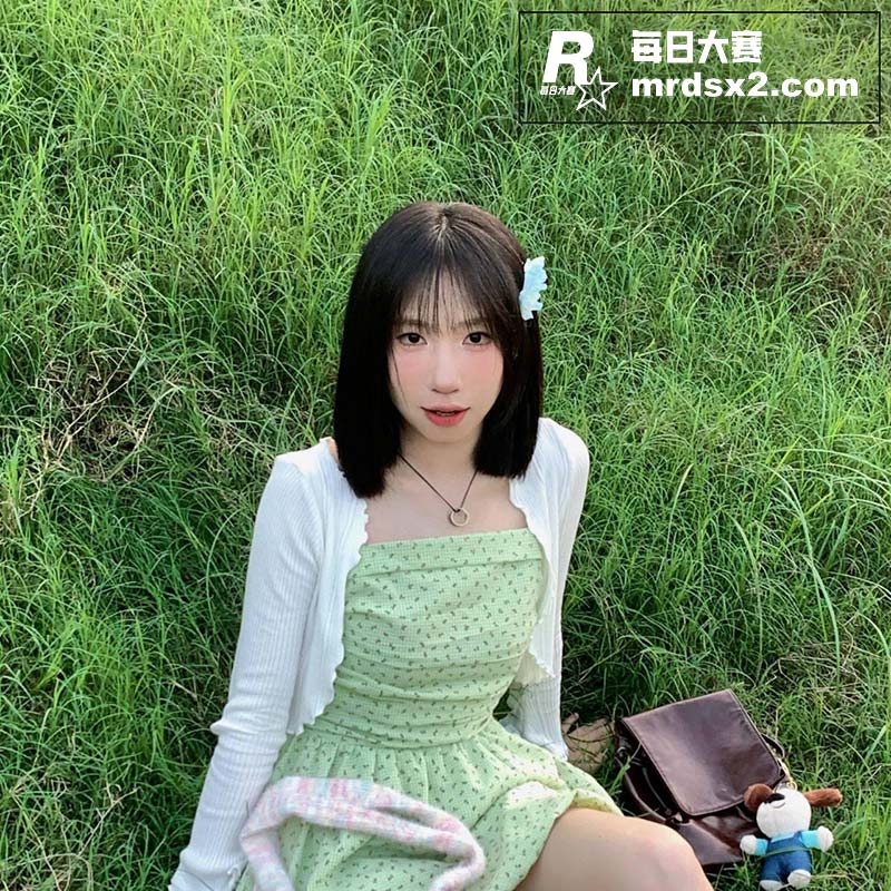 高颜值情侣自拍泄密 相关图片2