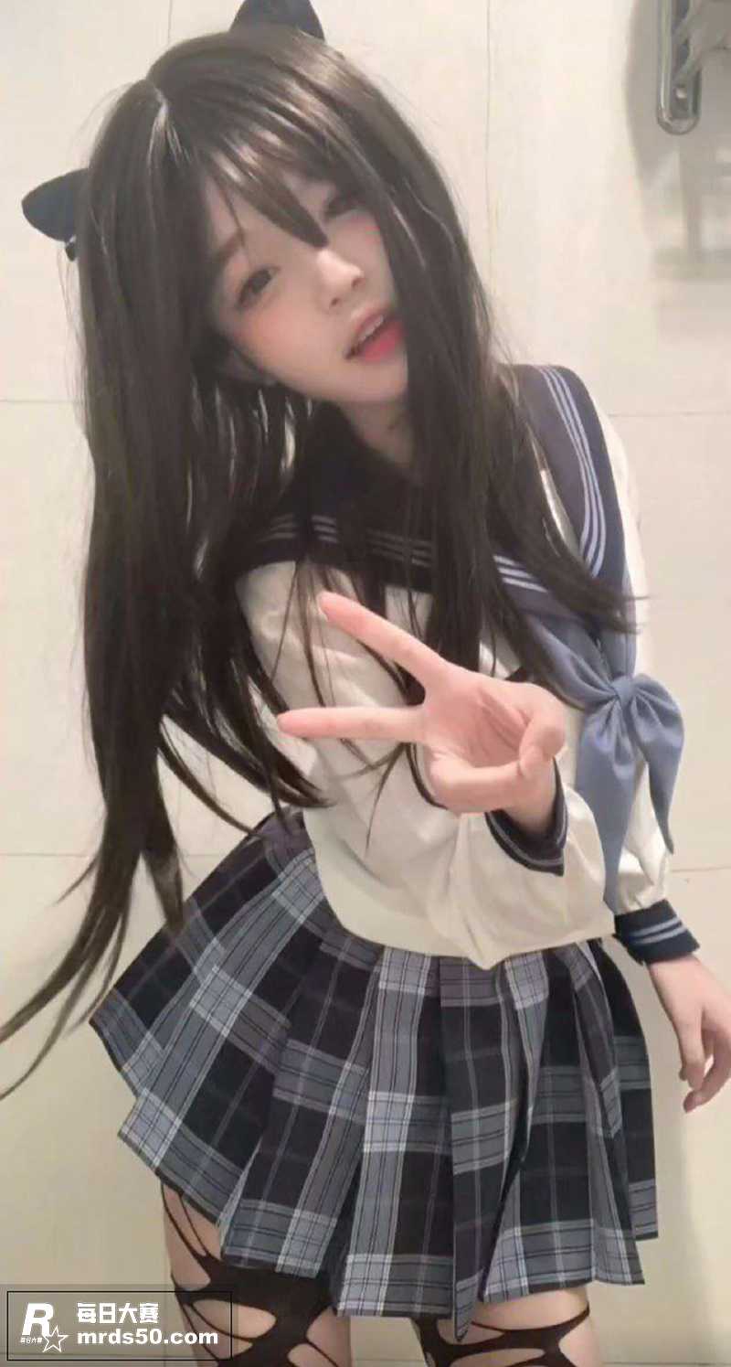 极品萝莉系网红少女 相关图片3