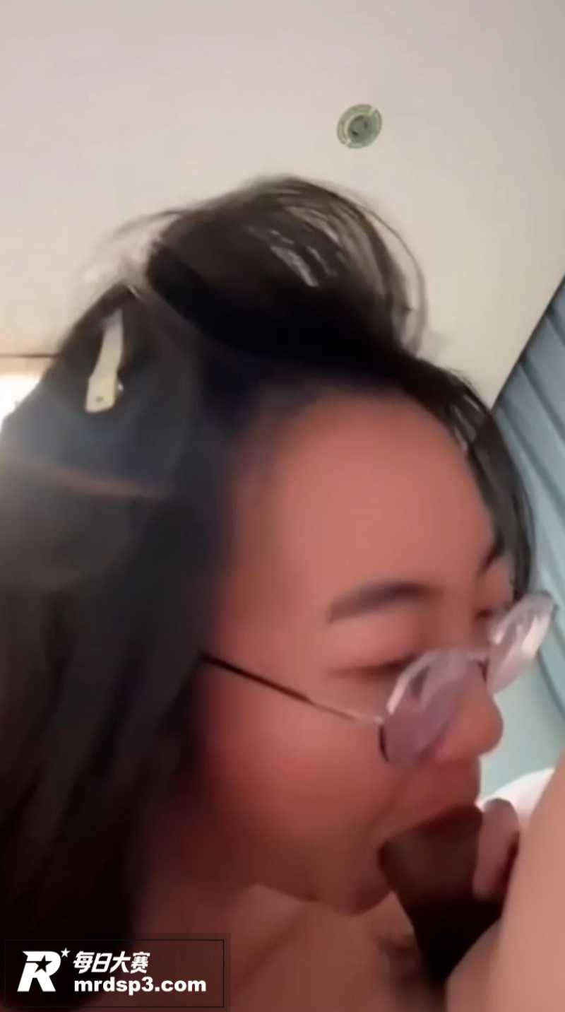抖音极品巨乳网红 文相关图片9