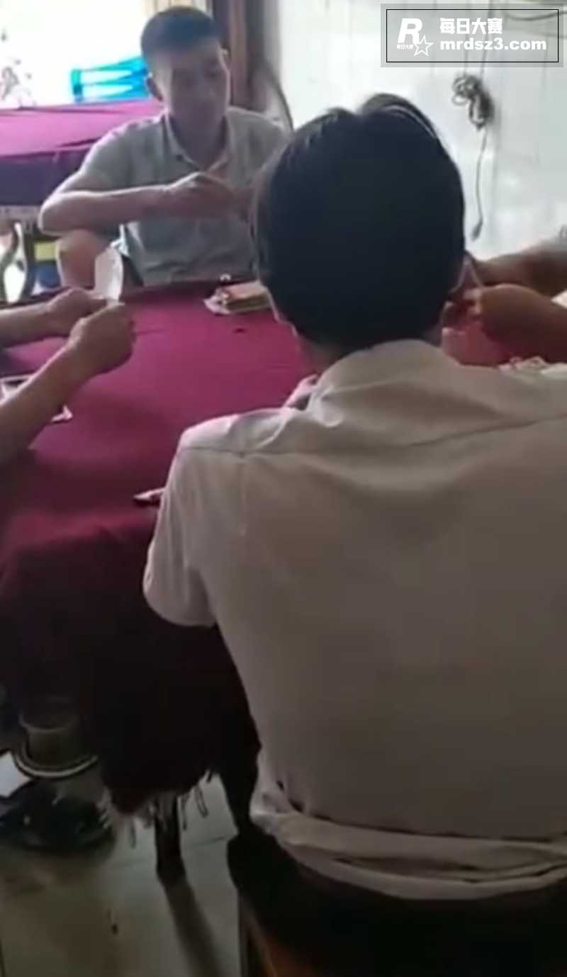 太炸裂！哺乳期少妇人相关图片2
