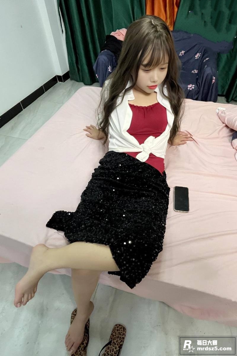 海角社区 舅妈的爱情相关图片2