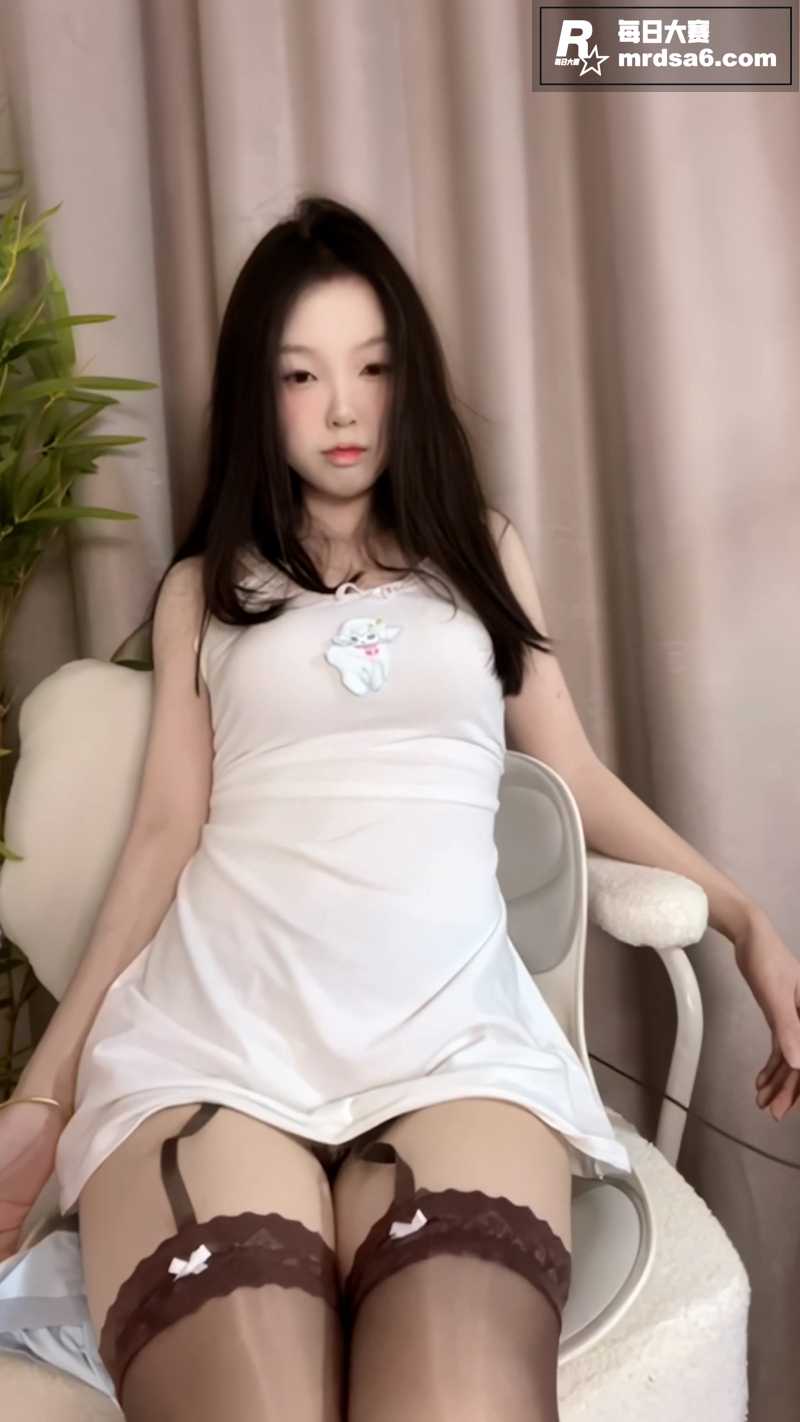 快手极品美少女 腿腿相关图片7