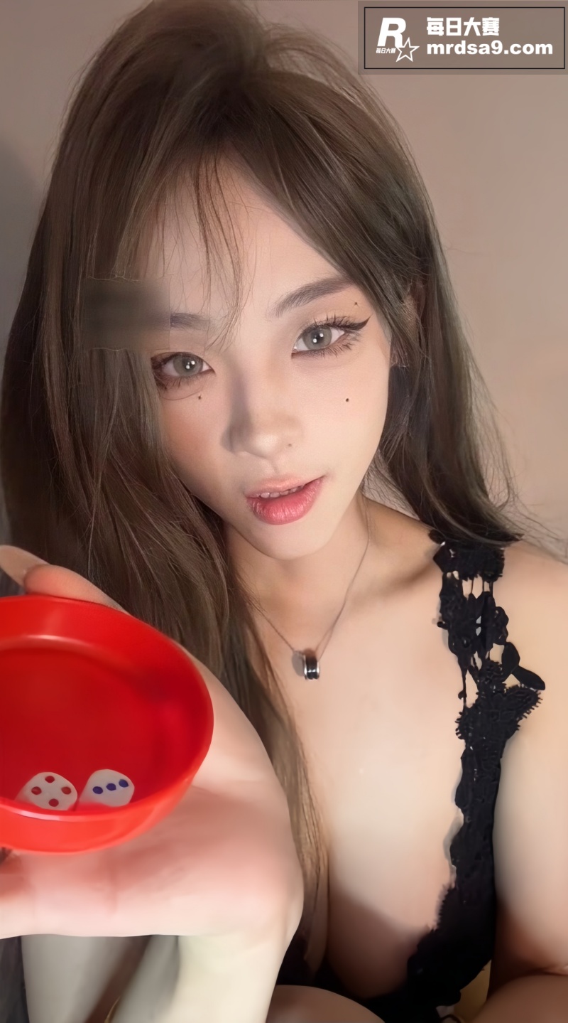 玩物社交高颜值巨乳嫩相关图片3