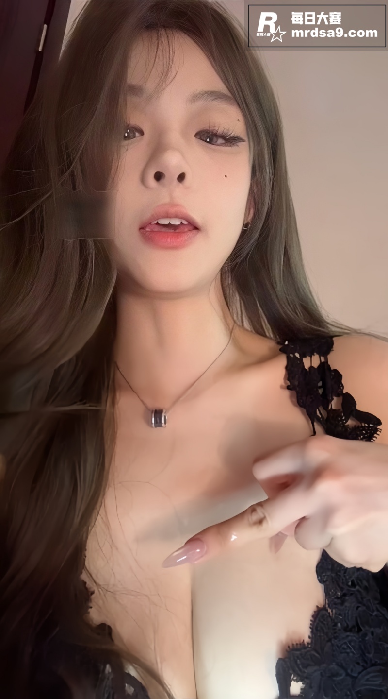 玩物社交高颜值巨乳嫩相关图片5