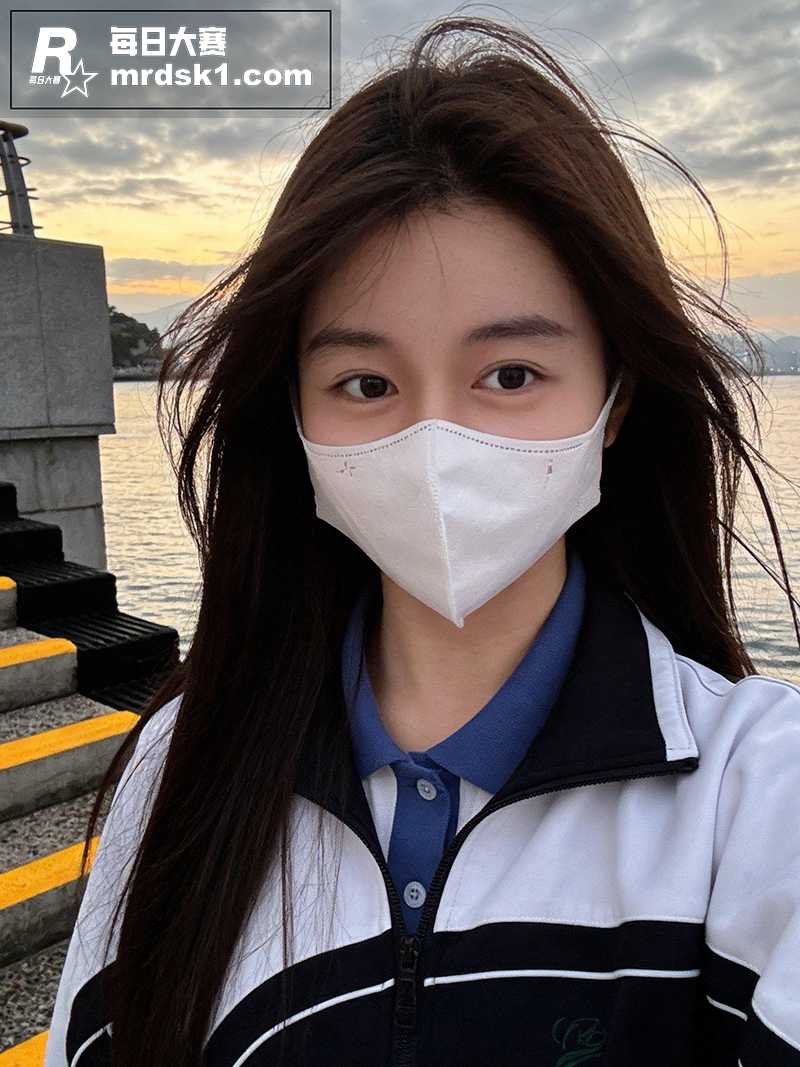 台湾顶级反差少女 小相关图片1