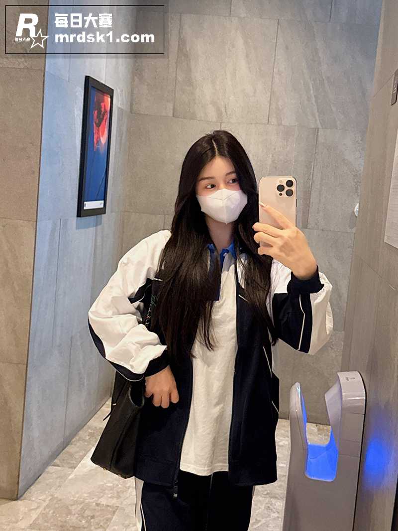 台湾顶级反差少女 小相关图片2