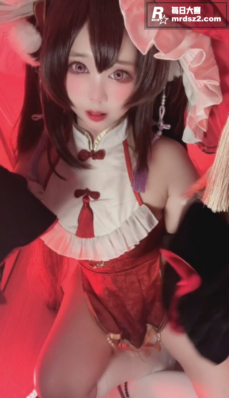 Fansly白虎萝莉相关图片4