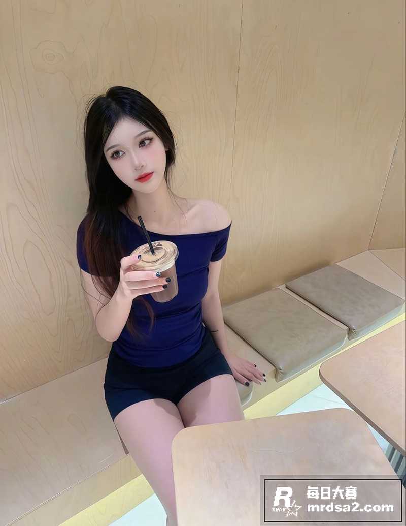 广西桂林00后淫妻 相关图片4