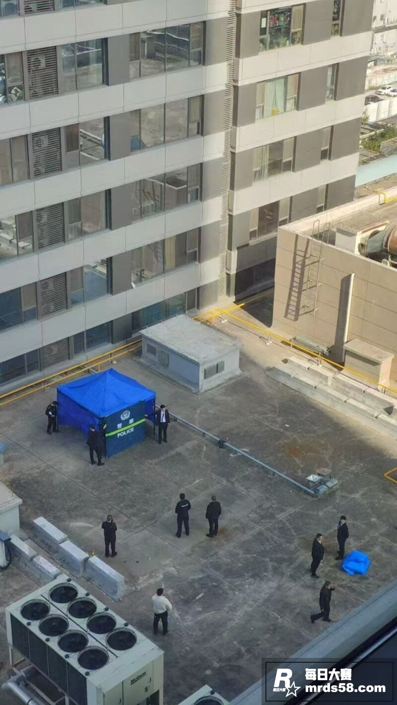 河北石家庄绿衣少女跳相关图片10