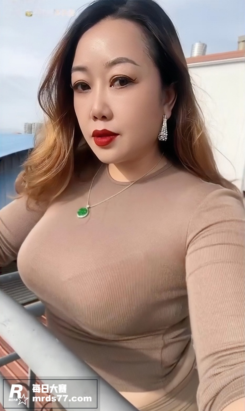 快手云南翡翠店老板娘相关图片4