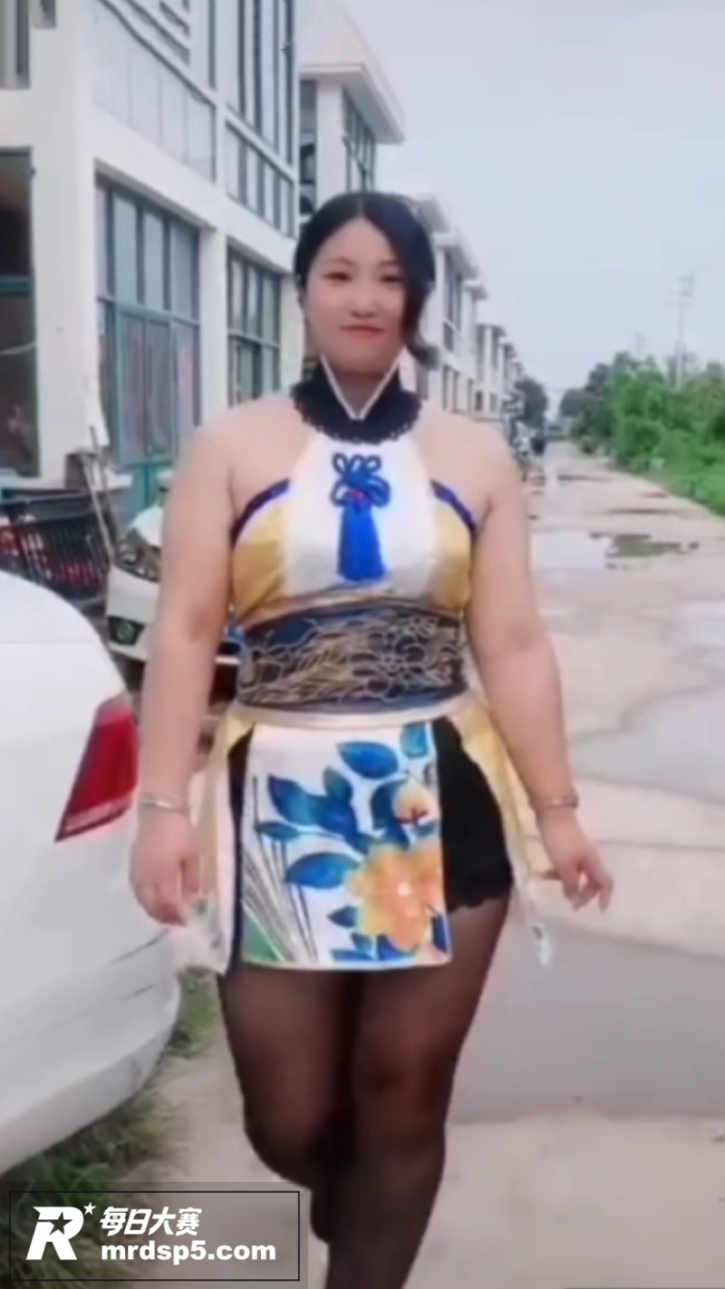 骚妈快乐屋PMV混剪相关图片2