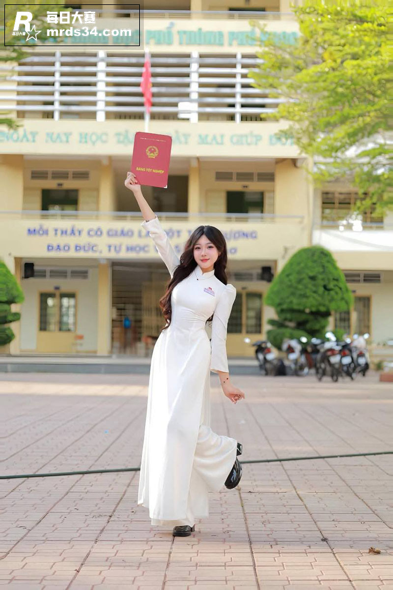 越南河内科技大学校花相关图片1