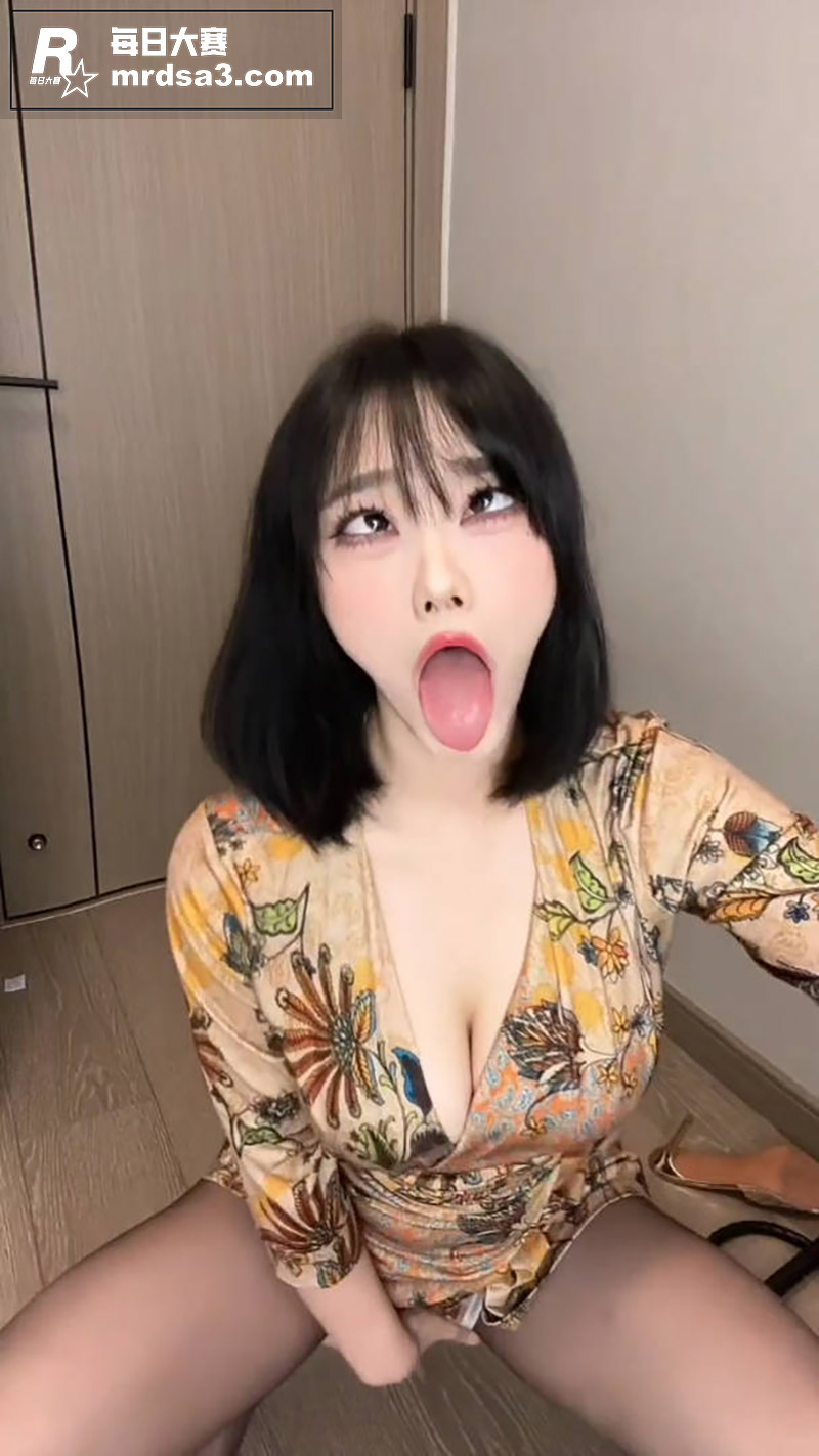 抖音百万粉丝网红 琳相关图片2