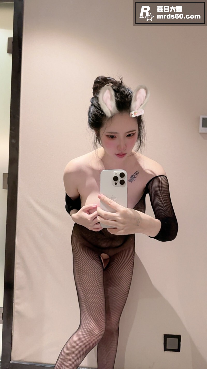 推特高颜值女神尤物 相关图片1