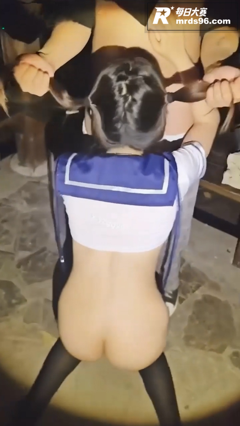 推特极品淫妻 养只果相关图片6