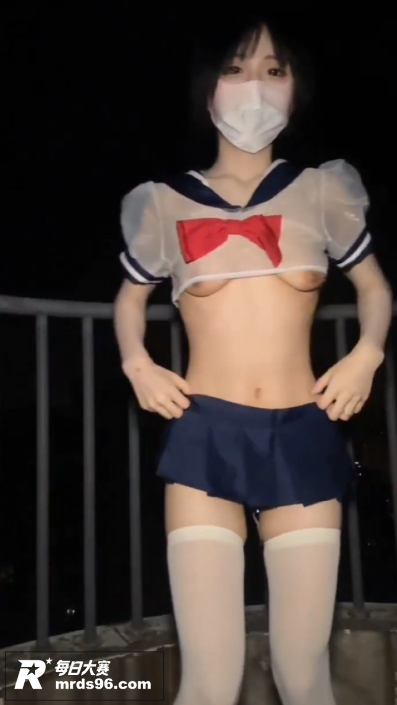 推特极品御姐女神 柒相关图片10