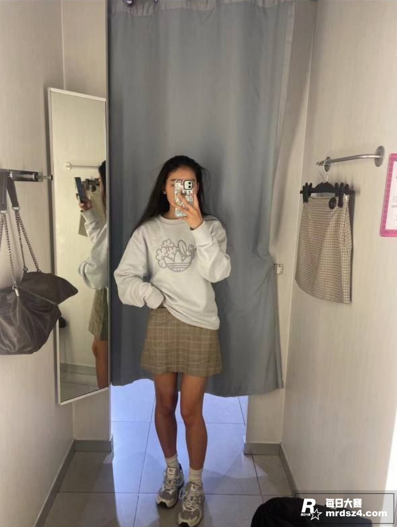 舞蹈系清纯嫩妹 小微相关图片4