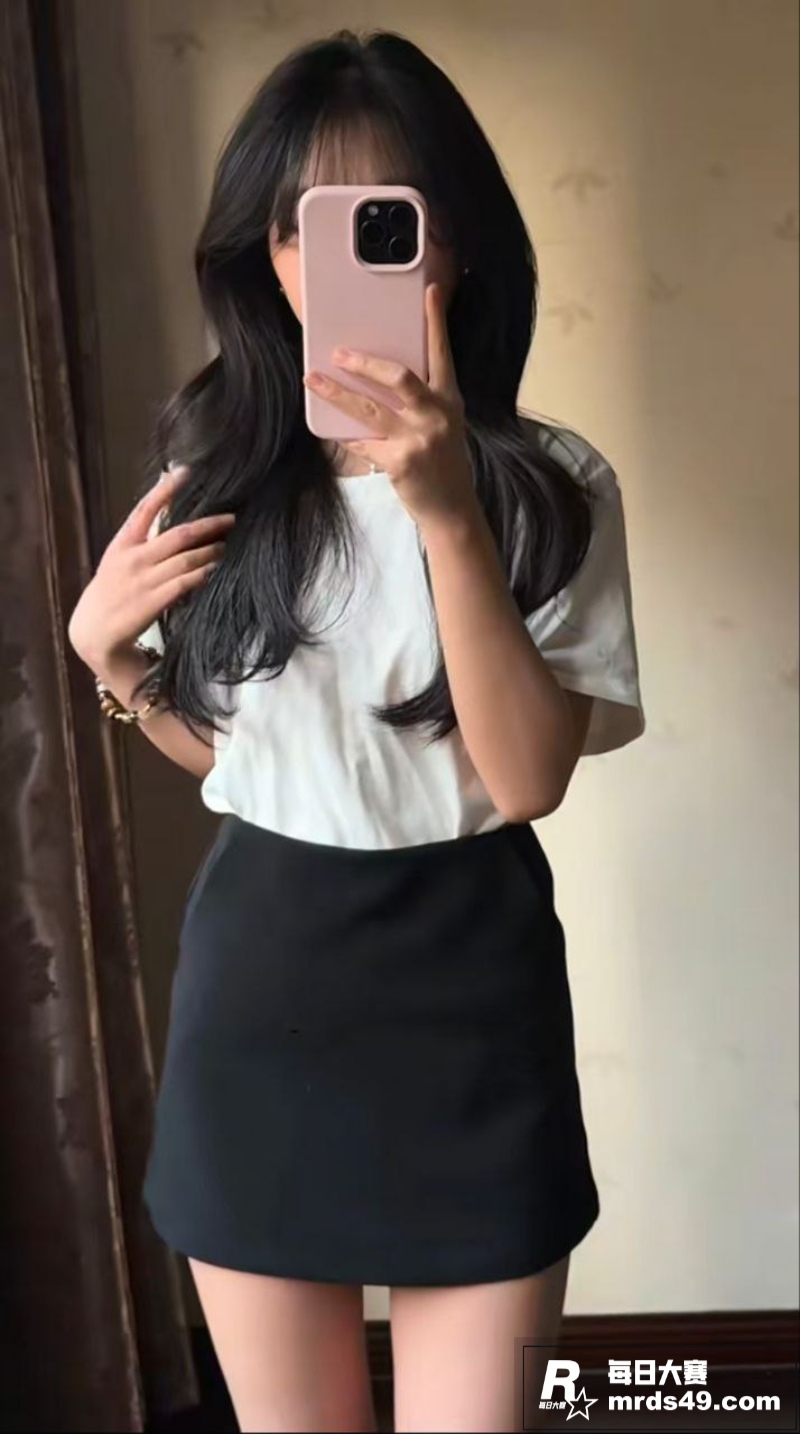 高颜值大一学生妹 趁相关图片4