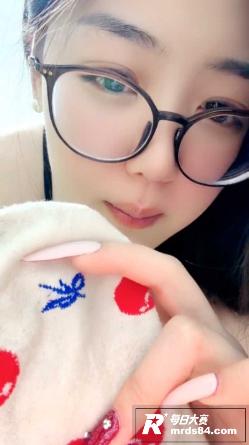 玩物直播御姐女神 夏相关图片3