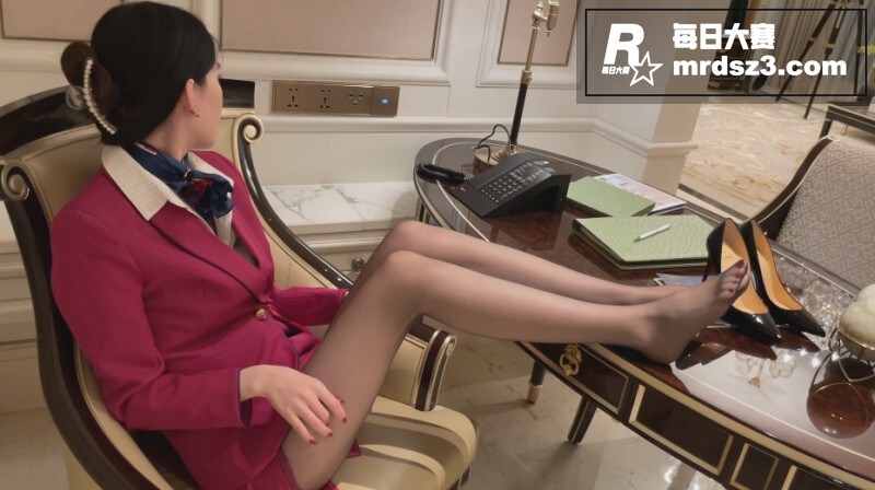 超高颜值美腿女神 C相关图片5