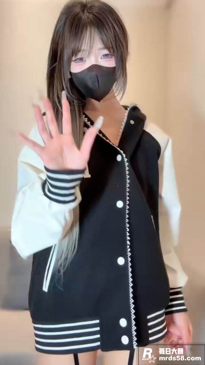 推特超人气萝莉 小钰相关图片1
