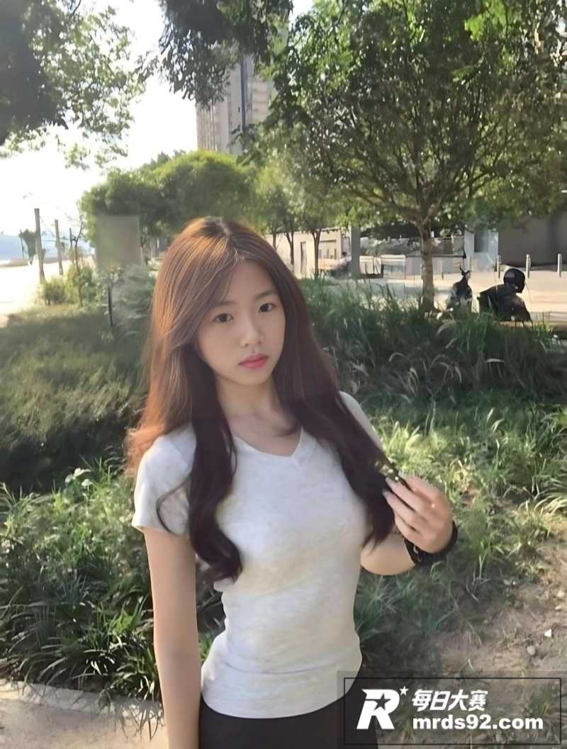 湖北20岁女大学生 相关图片2