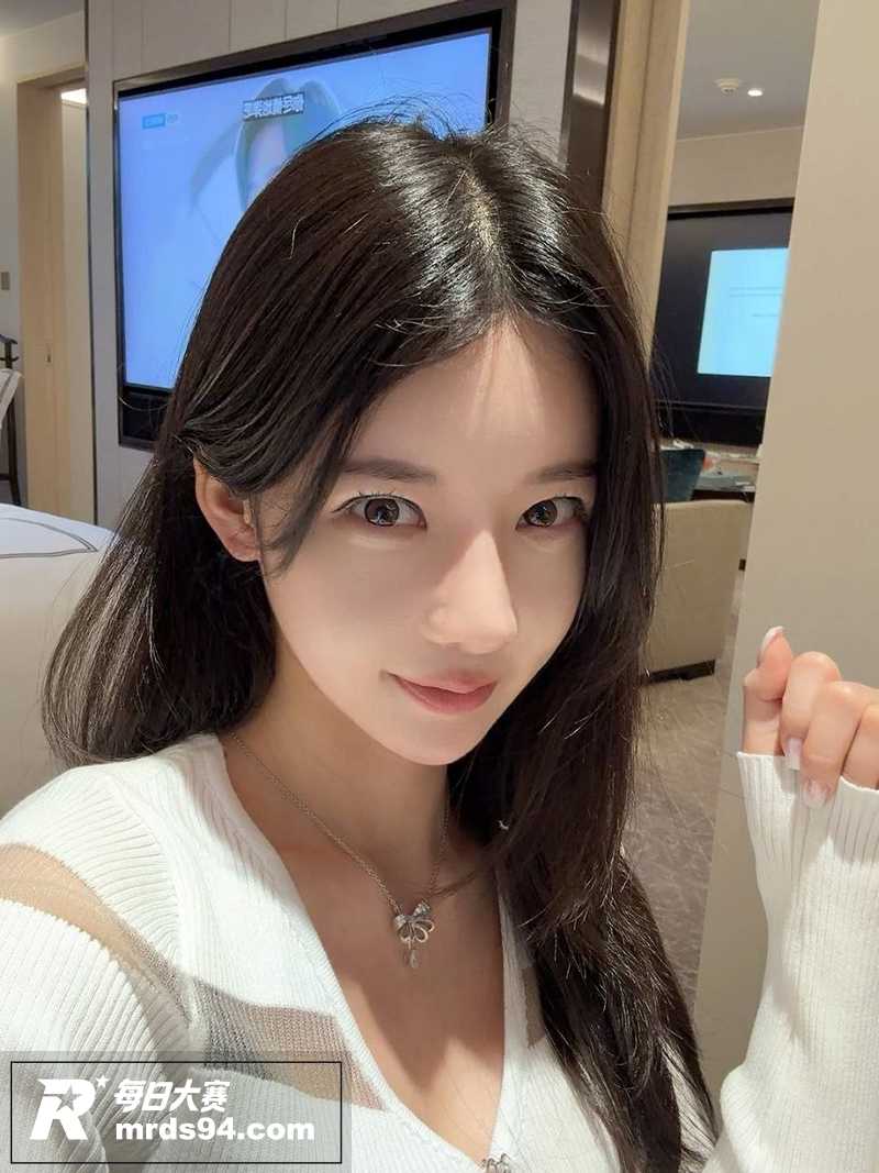 中俄混血绝世美女 被相关图片2