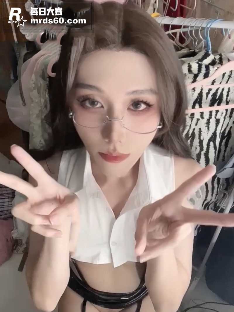 推特TS冷艳伪娘 羊相关图片10