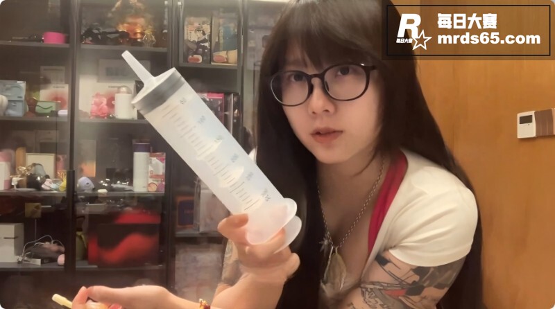 高颜值性爱测评博主 相关图片3