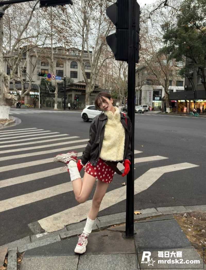 小红书富二代女留学生相关图片1