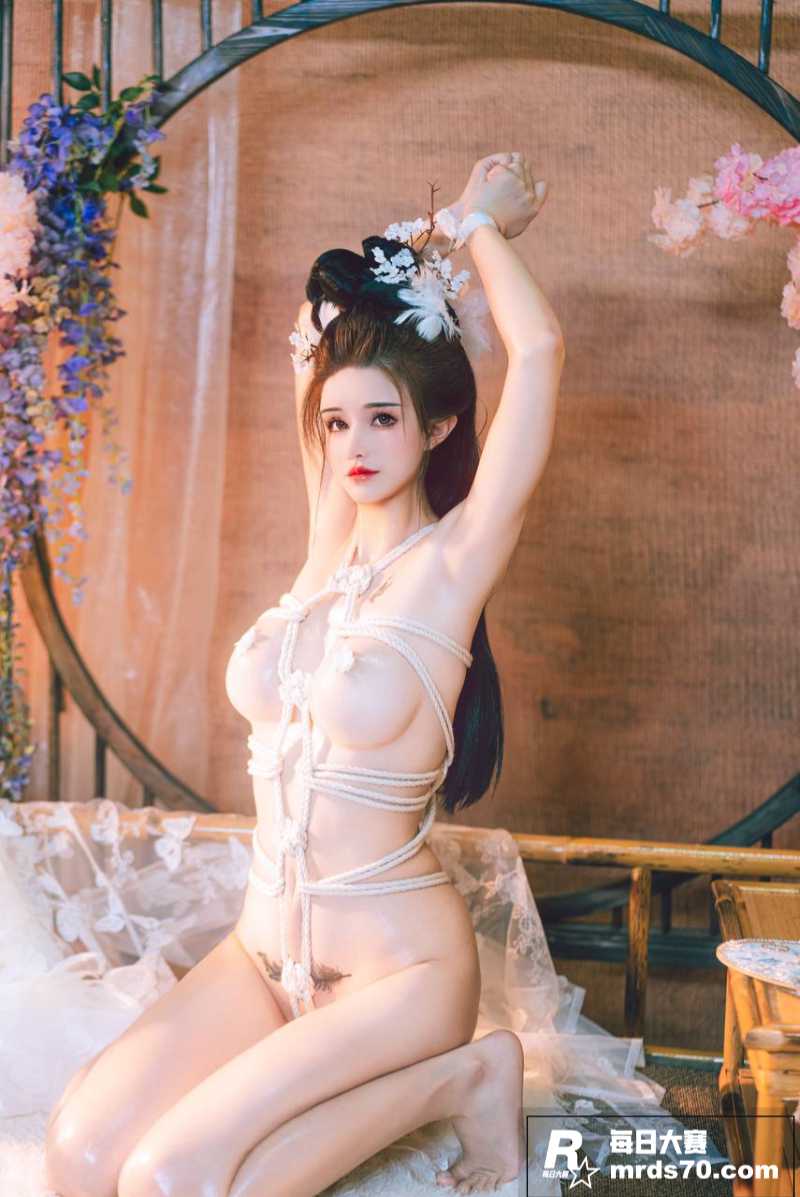 微密圈高颜女神 鹿八相关图片10