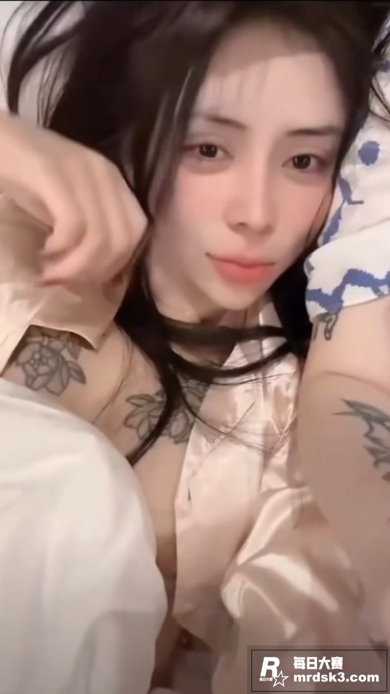 抖音快手多位反差网红相关图片2