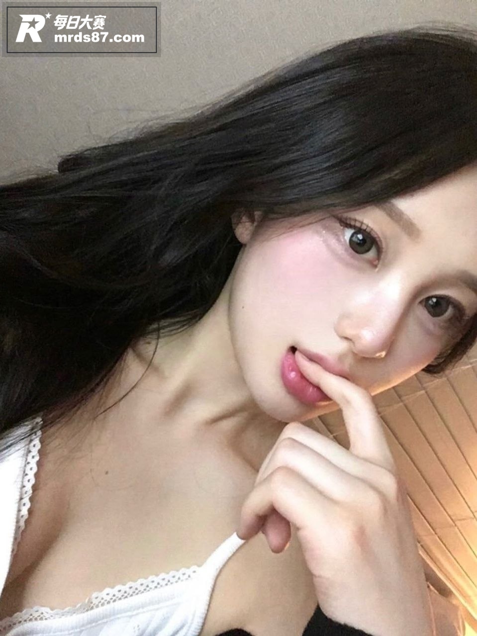 抖音反差网红御姐 金相关图片1