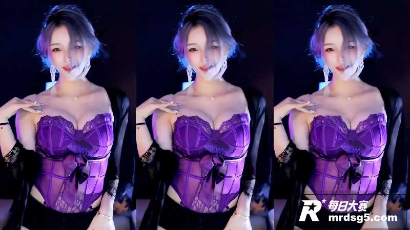 斗鱼高颜值女神 小鱼相关图片5