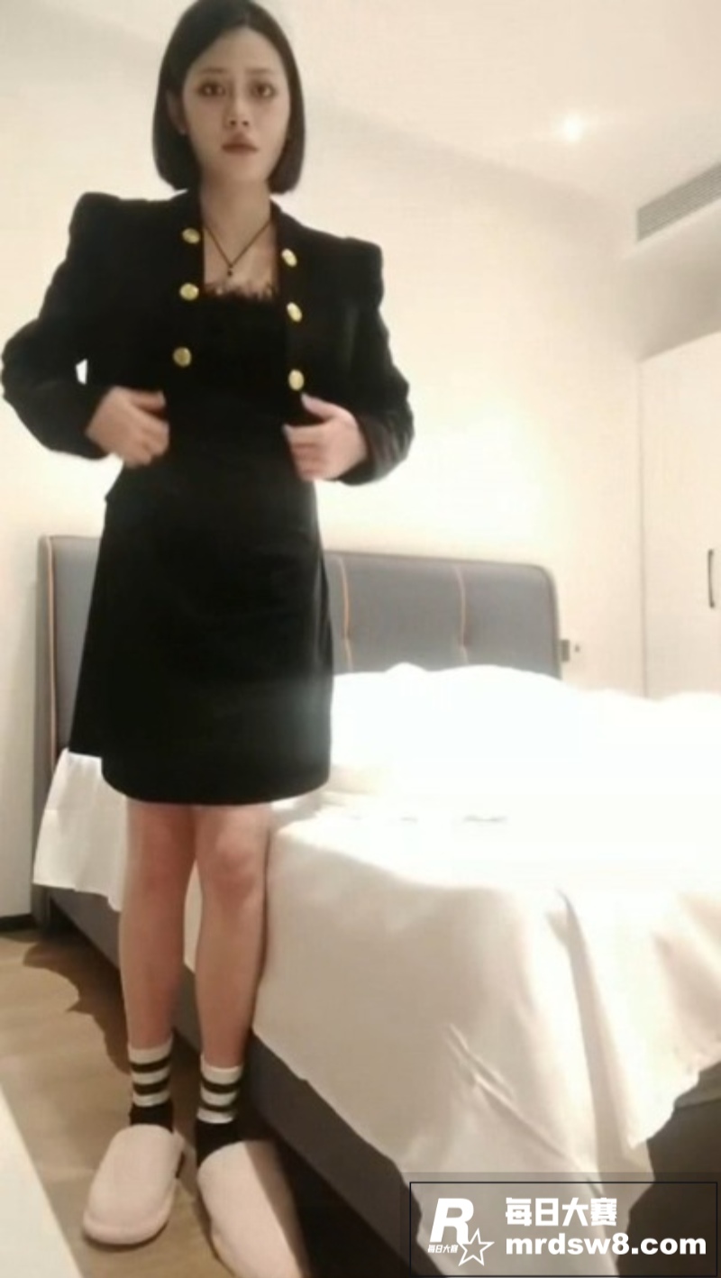 多层年龄段裸贷美女视相关图片3