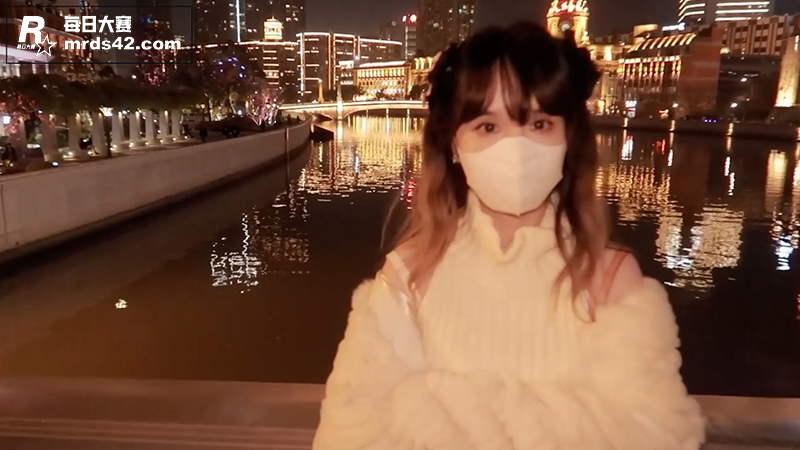 Fansly极品美女相关图片1